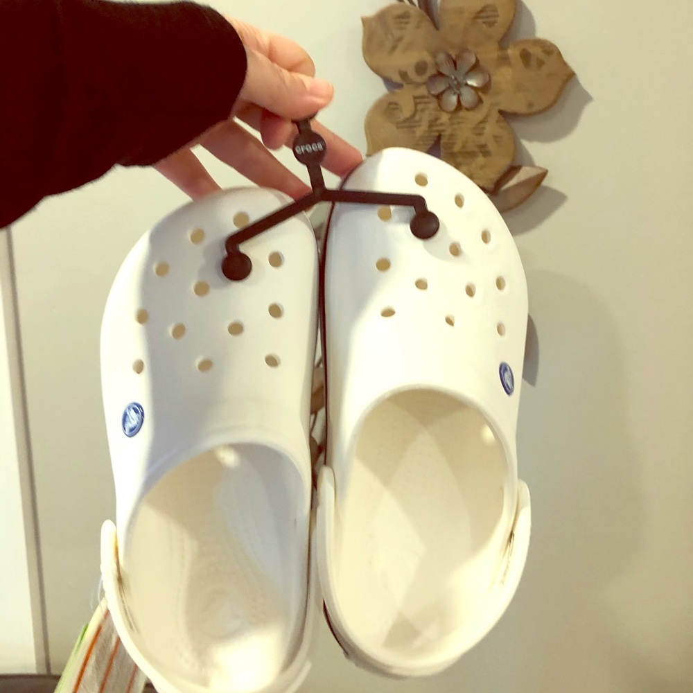 Size 8 white Crocs